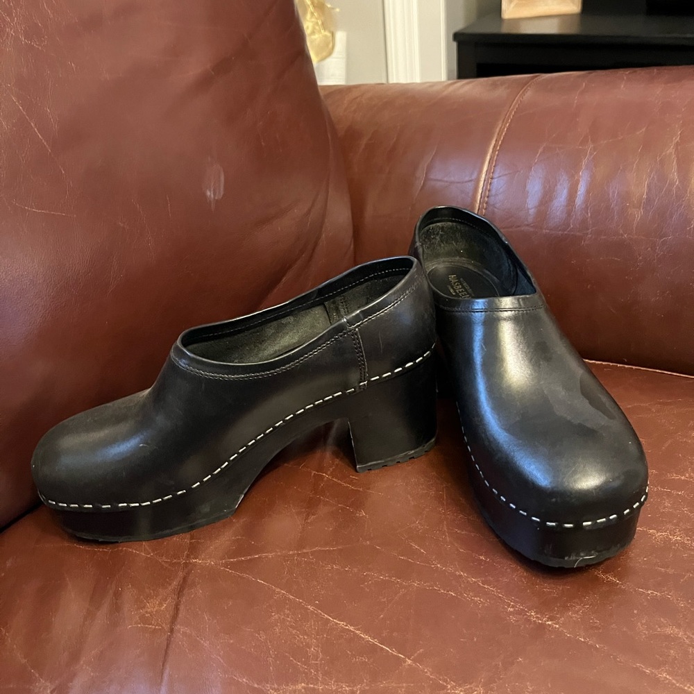 Swedish Hasbeen closed-back clogs 10/41
